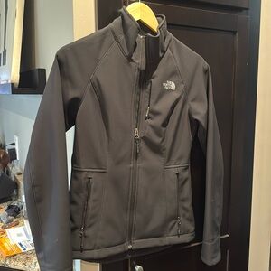 Women’s North Face jacket